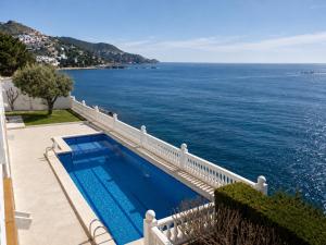 Apartamento magnificas vistas mar y piscina ref 298