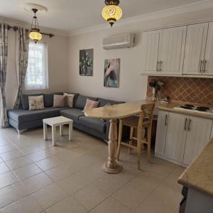 BİTUR GRENA DUBLEKS Pool Side