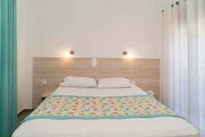 Akrotiri Apartments