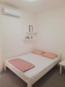 Two-bedroom apartment in the center of Budva