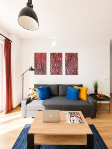 Lumina I Comfy 3-room Apartment with Balcony I AC I Coffee Maker I Parking