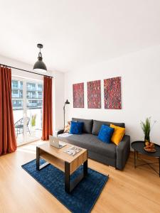 Lumina I Comfy 3-room Apartment with Balcony I AC I Coffee Maker I Parking