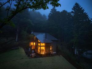 Nasu Skip House 標高1200mのリトリート 眺望テラスと庭 BBQ 石風呂