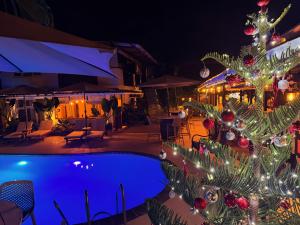 TRR3 Apt near Beach with Fine Cuisine & Pool