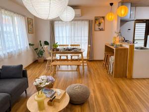 5BR Private Villa 1 Stop from Shibuya 2 Bath & 2 WC Up to 15 Guests