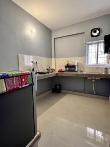 Birds Nest Entire Apartment Fully Furnished AC Unit 3BHK