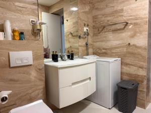 FAHO Trecanne Sea View Apartment