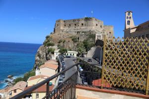 Scyllae Guesthouse - Holiday home, independent, on two levels
