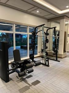 2BR Staycation with Movie Projector Room