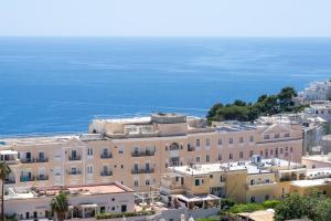 Capri Caput Mundi
