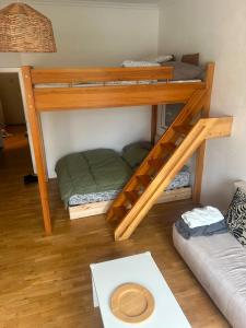 Cozy apartment 10 minutes from Prague Castle for 4 people