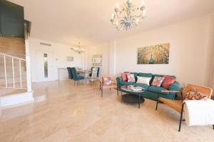 Ocean Terrace House