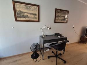 Newly Renovated Elegant Studio next to Messe