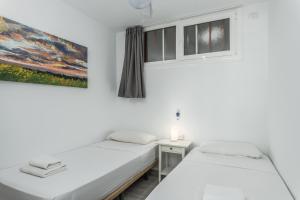 Playa Vistas Apartment 2 Bed Terrace Pool & AC