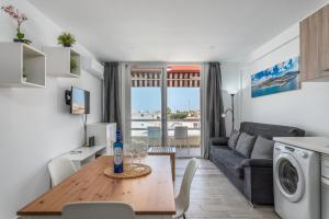 Playa Vistas Apartment 2 Bed Terrace Pool & AC