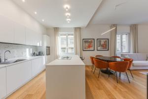 Prime Comfort - Elegant Florence Living