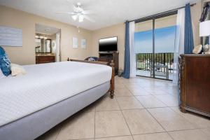 Phoenix V 401 condo