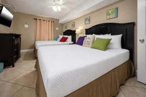 Phoenix V 401 condo