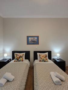 Stylish 2BR Near National Archaeological Museum