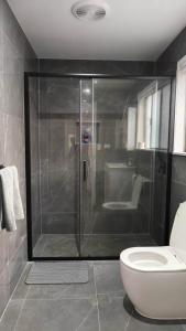 Brisbane Modern Holland Park Unit with Easy City Access Single Room suite