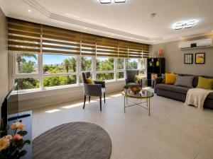 Hadrian Viva Modern Luxury Stay in Central Antalya Near Kaleiçi