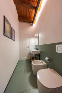 FelyApartment - Historic City Center District