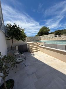 Villa Petra 2 Bedroom Apartments