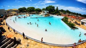 Lacqua diRoma - o Melhor para seu descanso e lazer - Piscina 24 horas - by DDS TURISMO