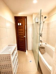 Horizon 101 One Bedroom Suite Listing