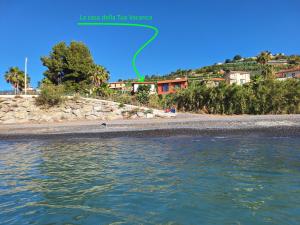 Villino sul Mare Aregai Accesso Diretto Spiaggia & Pista Ciclabile