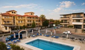 Jason Apartments