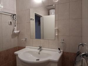 MARINA CAPE & WELLNESS-RELAX Nr 32-35