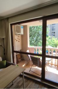 Cascadas, Studio apartment with a pool view
