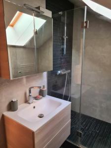 Beautiful duplex, quiet, 15 min from Montparnasse