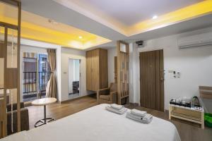 Royal Garden Home Hotel