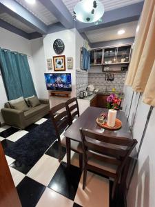 Tiya Cheding Boarding House