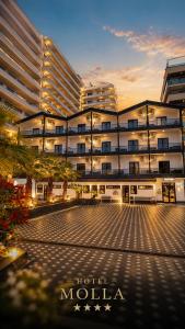 Molla Hotel Restorant