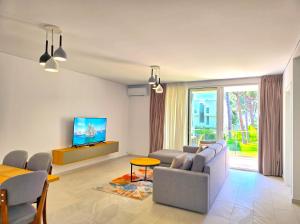 Beachside Apartments