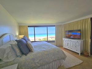 4061 Beachside One