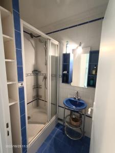 3 bedrooms, La Défense, 5min walk to metro