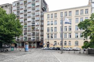 Koszyki Apartment by Mia
