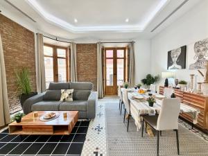 Luxury Apartment Larios Street by TuriVida