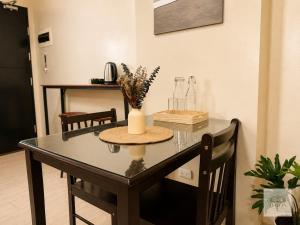Stylish retreat near NAIA Terminal 3