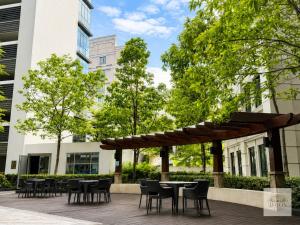 Stylish retreat near NAIA Terminal 3