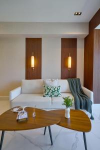 ®{2BR Urban~Oasis} DowntownSD PoolGymBalcony