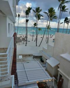 Oceanfront apartment in Los Corales