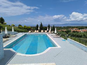 Sea View Pool Villa in Glarokavos, Halkidiki