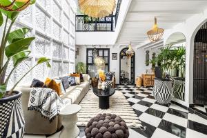Riad Kamil 4Suites - Private Pool - Rooftop Lounge