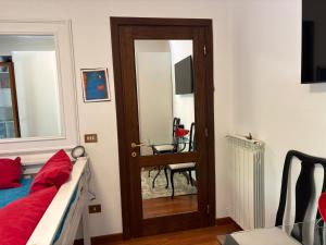 Room Golf & Yoga