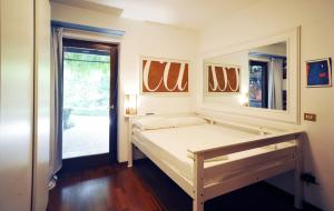 Room Golf & Yoga